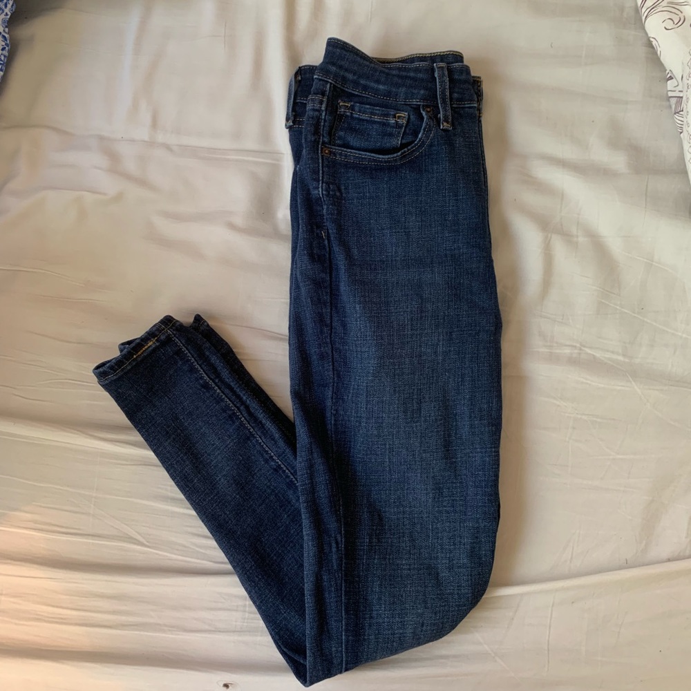 Levis 721 High Rise Skinny Jeans